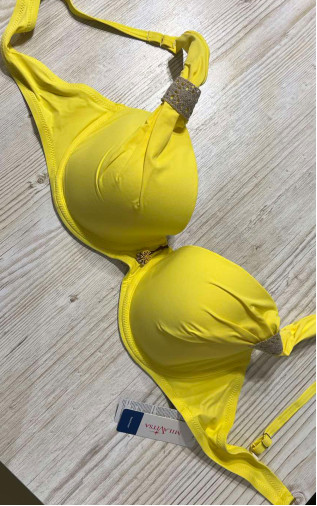 Push-Up Perfect Shape Bras Molded cup on the frame Yellow. Milavitsa.