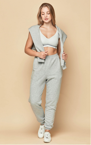 Women's suit Grey. Anabel Arto. Hover