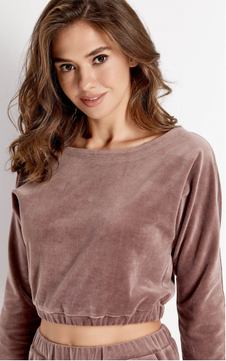 Women's set (jumper and pants) Dark Pink. Anabel Arto. Hover