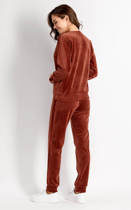 Buy Women's set (sweater and pants) Brown. Anabel Arto.