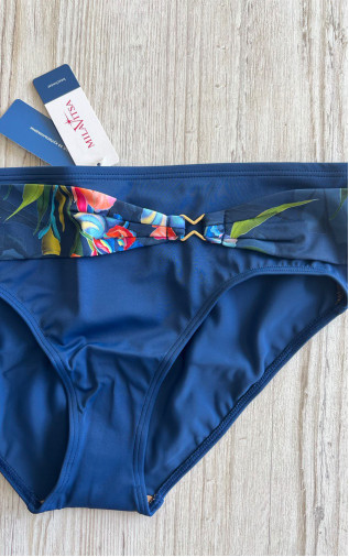 Panties with a mid-waistline Blue. Milavitsa. Hover